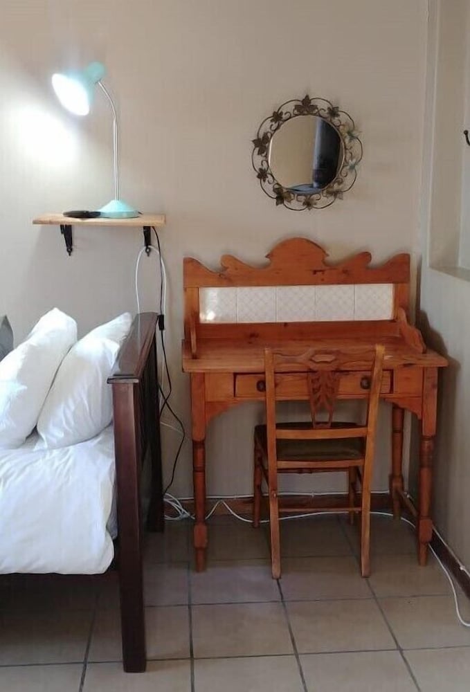 The Fat Mulberry Guesthouse 38/45