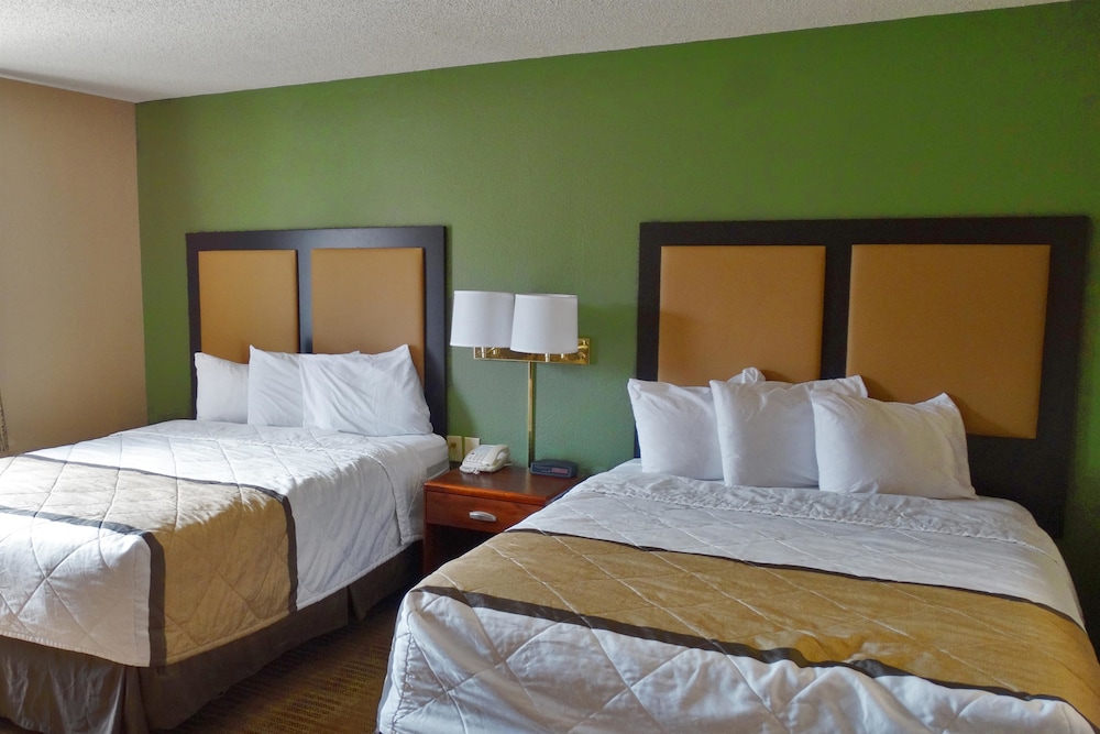 Extended Stay America - Cleveland - Westlake 10/52