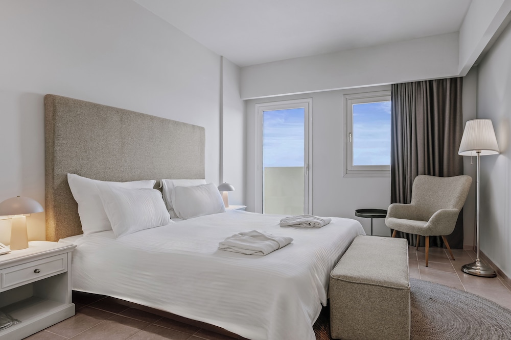 FAMILY SUITE, PREMIUM, KITCHENETTE