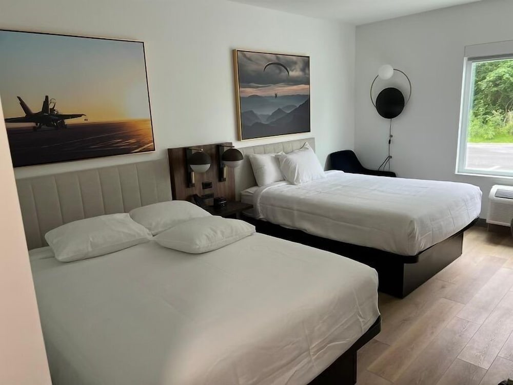 La Quinta Inn & Suites by Wyndham Manchester / Arnold AFB 8/42