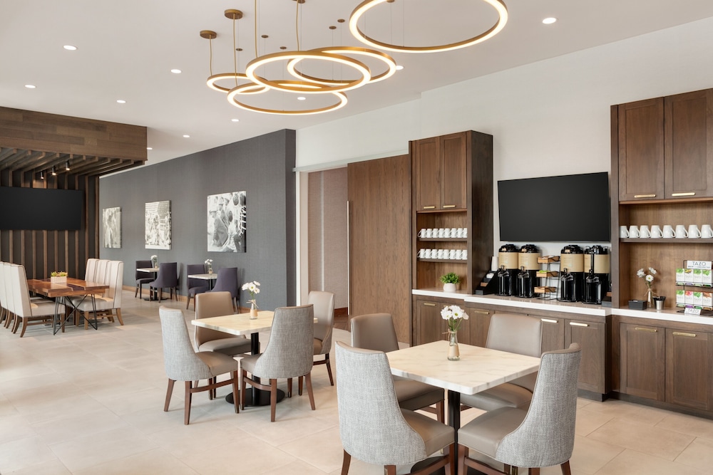 Hyatt Place Fort Worth/TCU 39/50