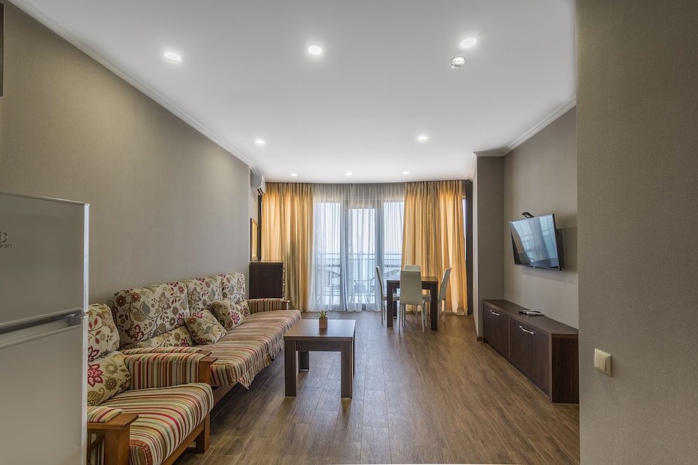 Orbi Sea Towers Hotel Official 30/47