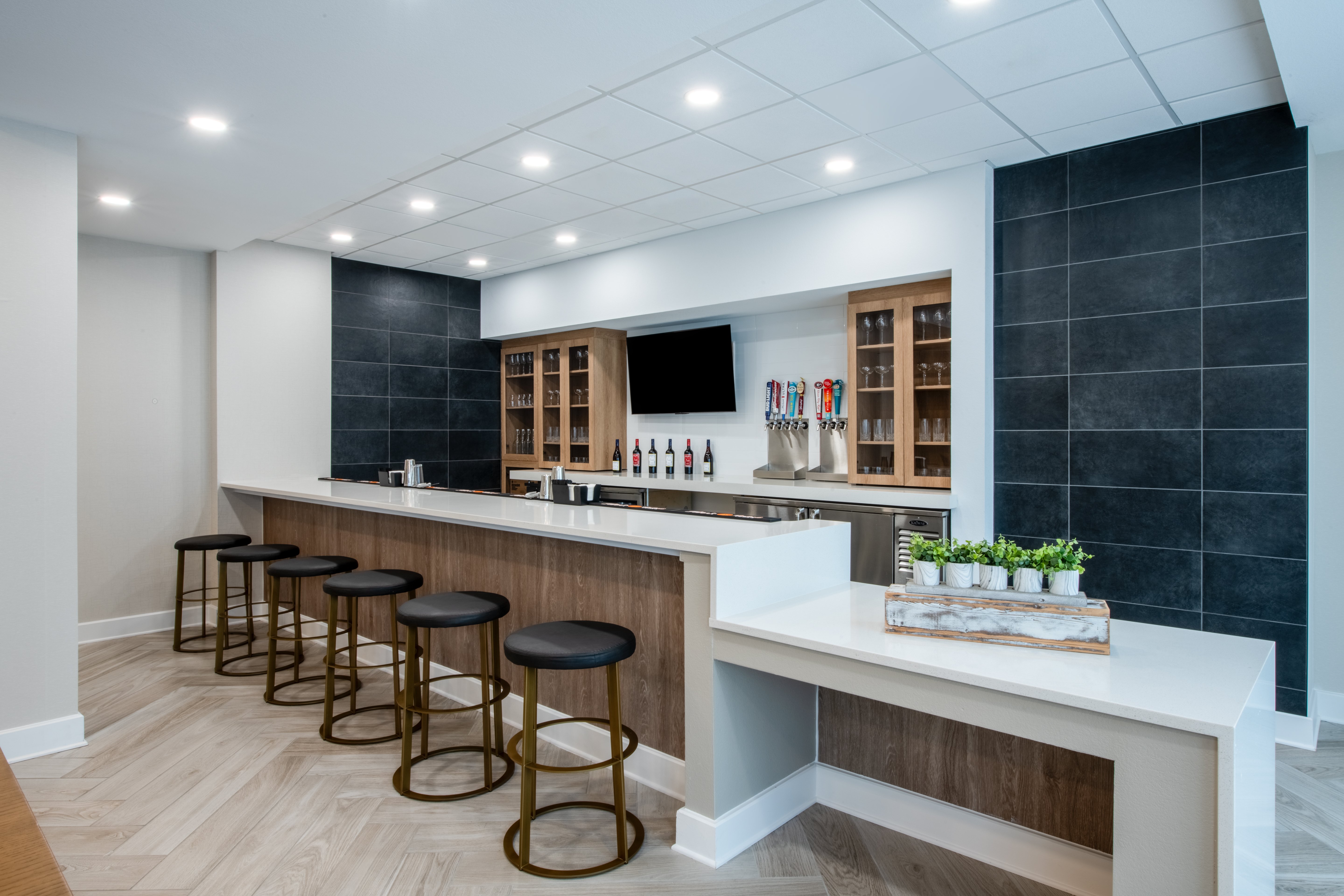 STAYBRIDGE SUITES ATLANTA AIRPORT 24/35