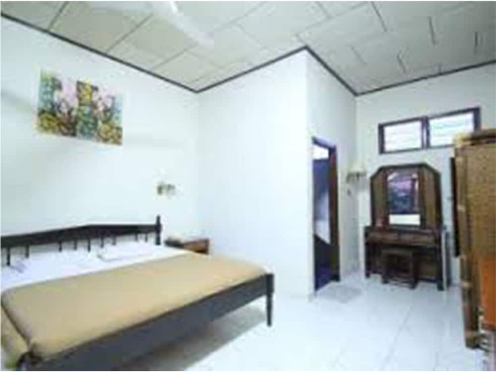 Simpang Inn 26/50