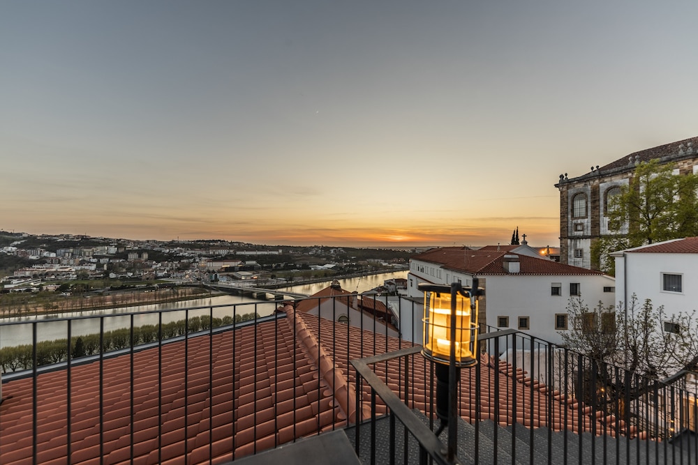 SAPIENTIA BOUTIQUE HOTEL 64/73