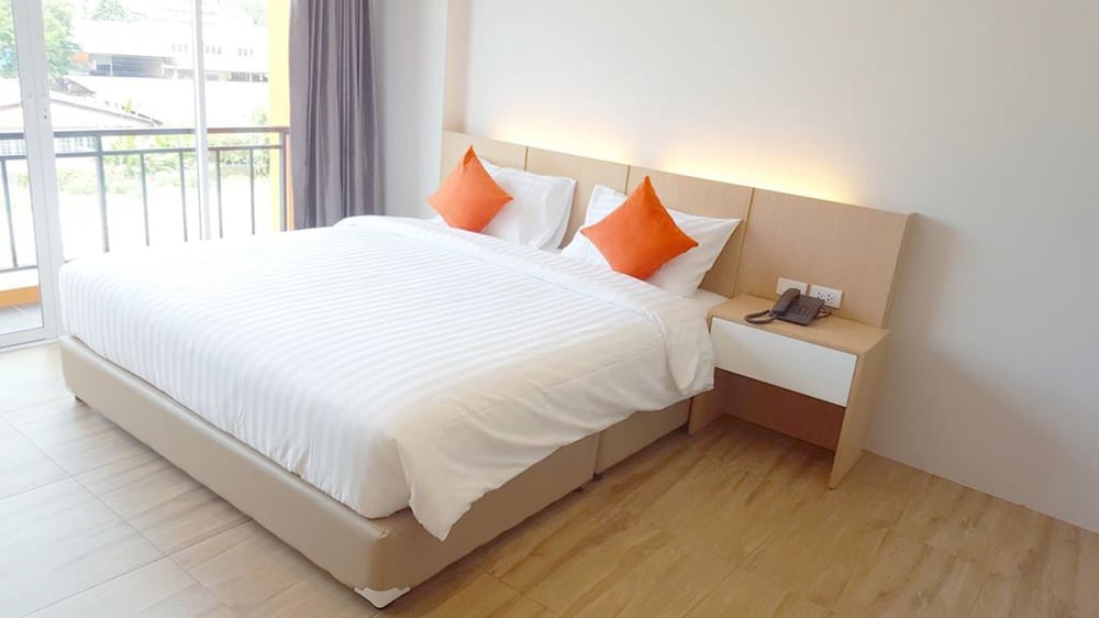SUPERIOR, DOUBLE BED