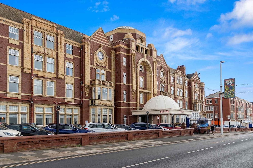 The Cliffs Hotel Blackpool 74/74