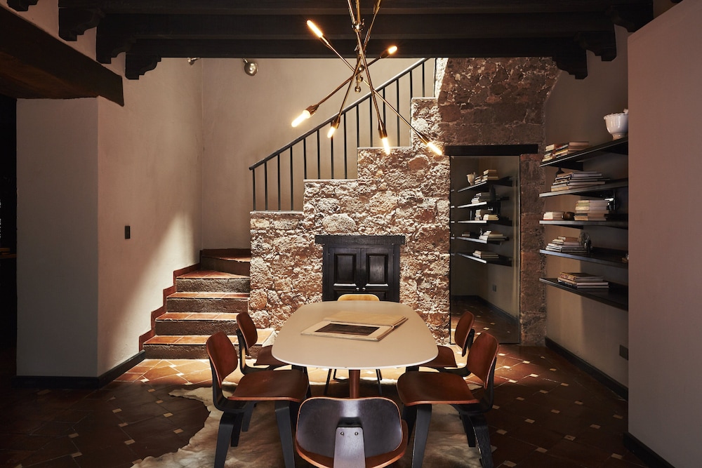 Dos Casas Boutique Hotel Spa 61/75
