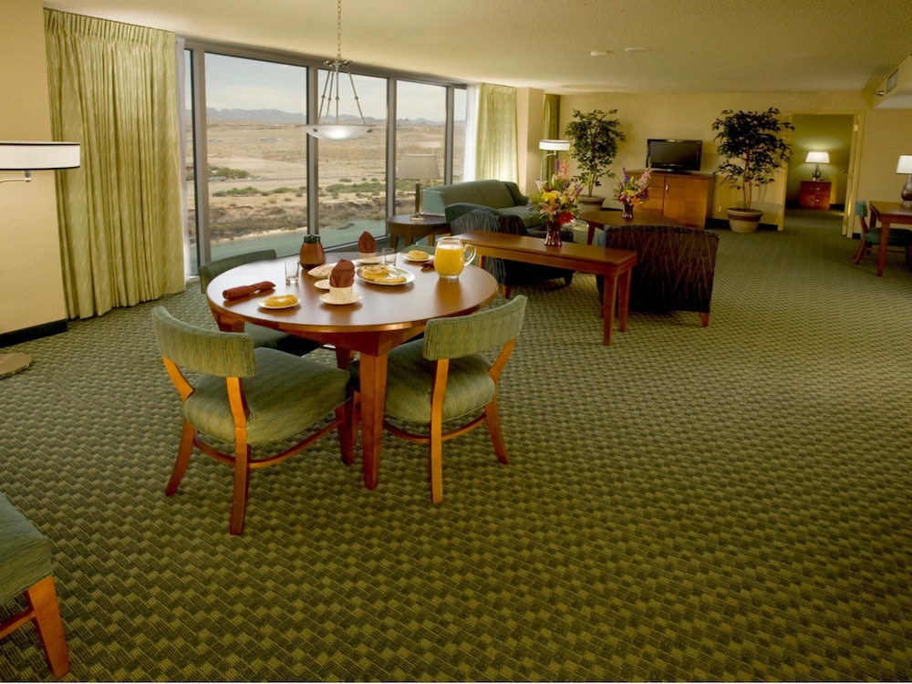 Aquarius Casino Resort, BW Premier Collection 29/44