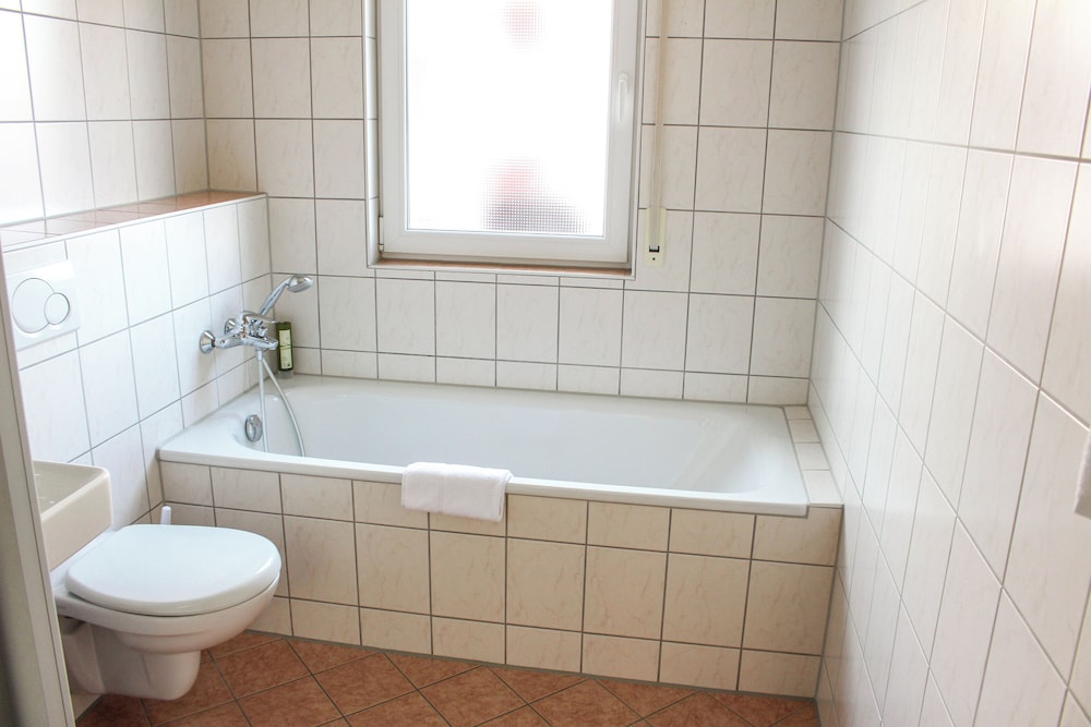 Hotel-Restaurant Zum Reussenstein 46/50