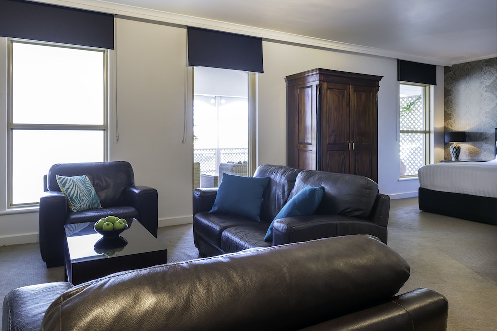 Esplanade Hotel Fremantle by Rydges 45/80