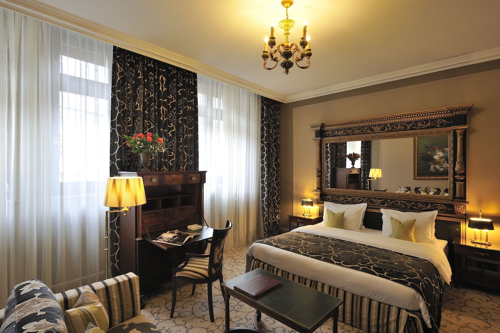 Hotel de La Cigogne Geneva 27/69