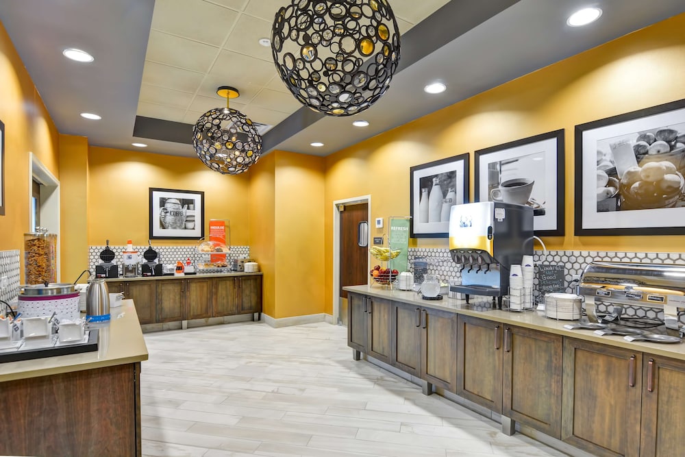 Hampton Inn Kennesaw 30/44
