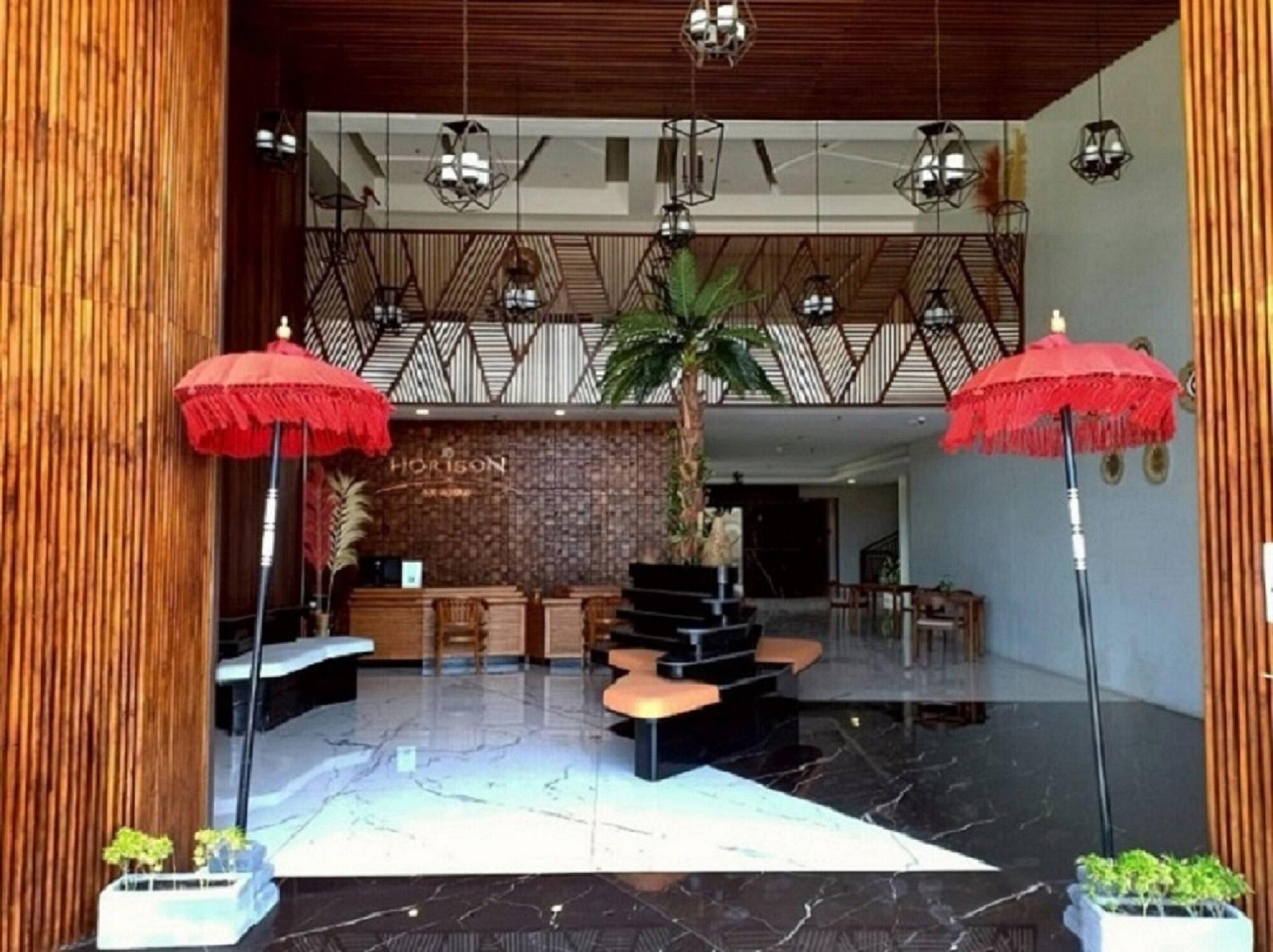Horison Le Aman Bali 4/18