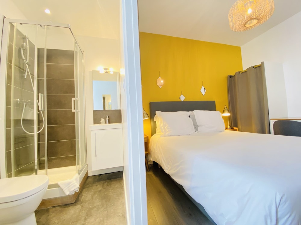 Hôtel Saint-Michel 13/50