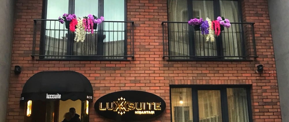Luxx Suite 4/40
