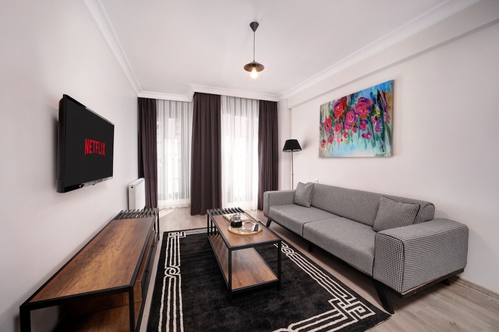 Etiz Residences 28/47