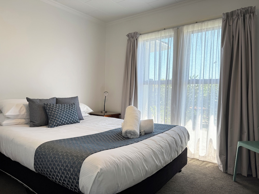 Tahuna Beach Kiwi Holiday Park & Motel 8/44