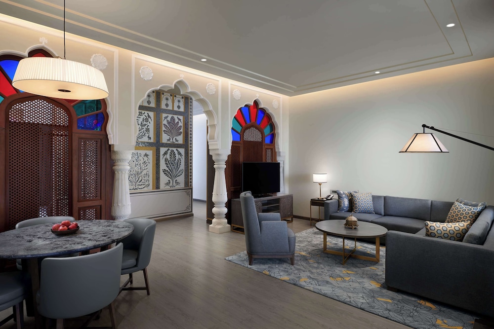 Hyatt Regency Jaipur Mansarovar 36/50