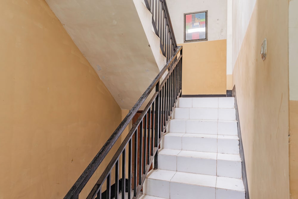 Hotel O Ilir Barar I Near Rumah Sakit Islam Siti Khadijah Formerly Maleo Hotel 18/28