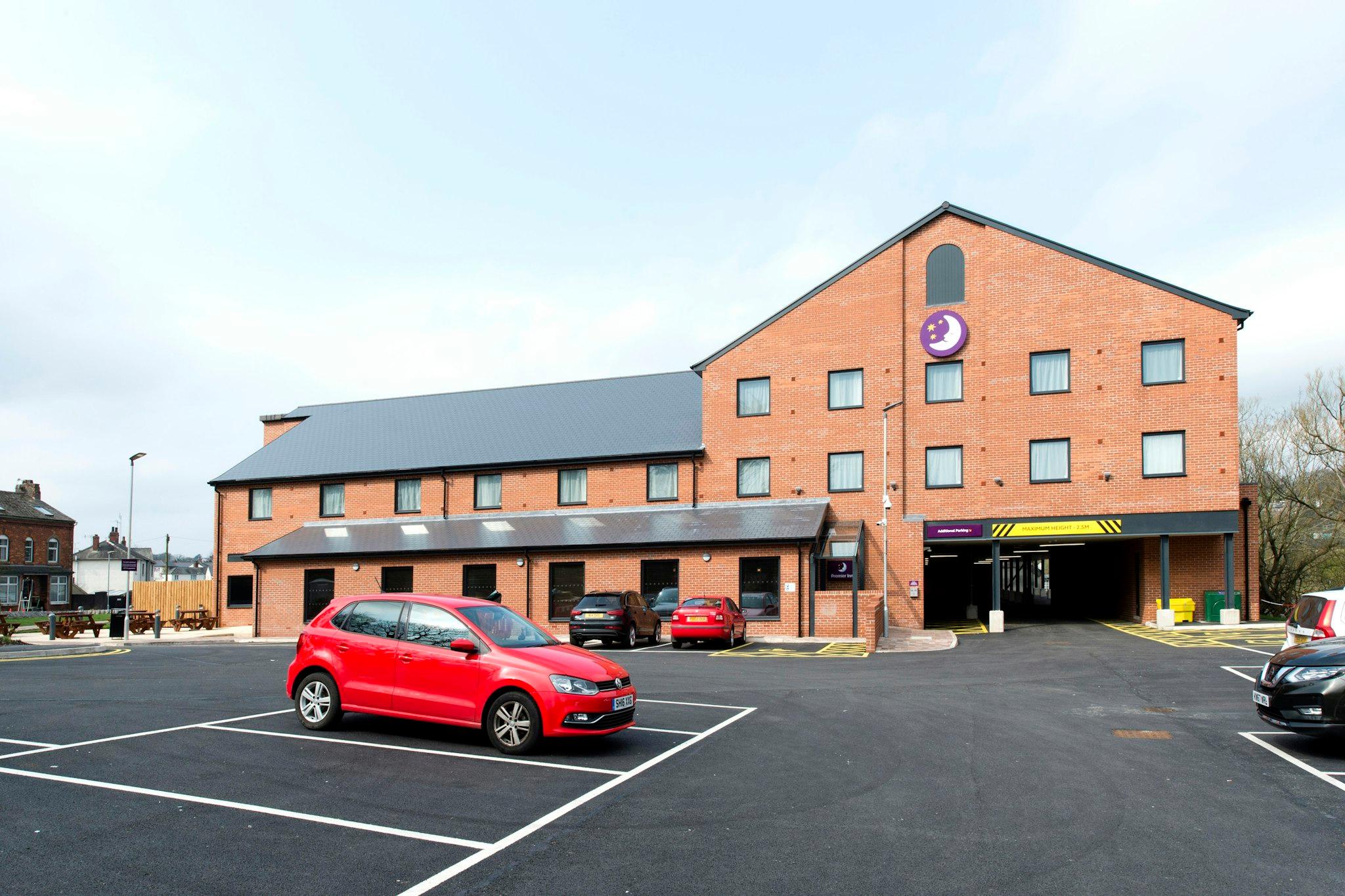 Premier Inn Ulverston Hotel 28/33
