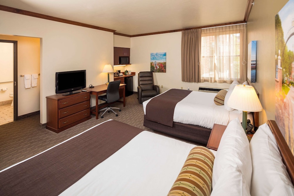 Kress Inn Ascend Hotel Collection 13/54