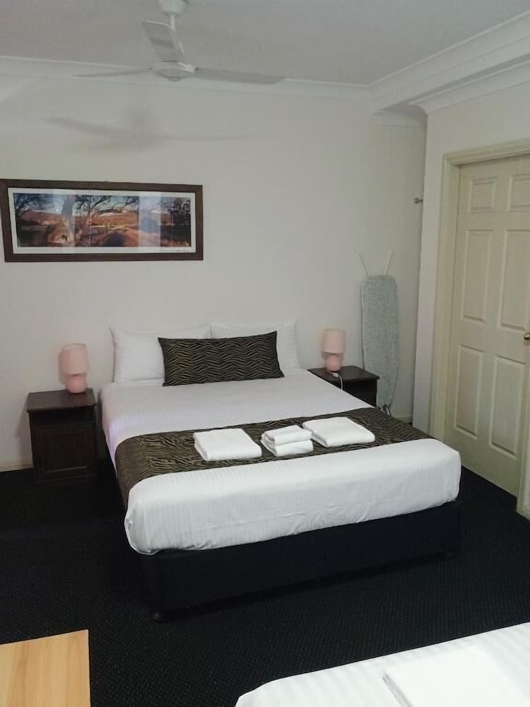 Superior, Queen and Twin Beds