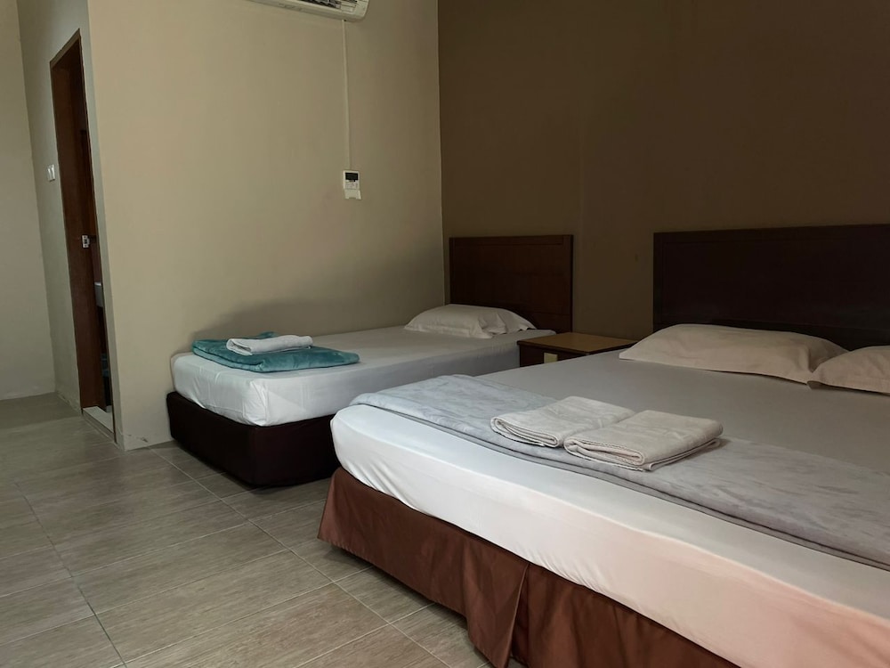 Baron Waterfront Hotel 22/42