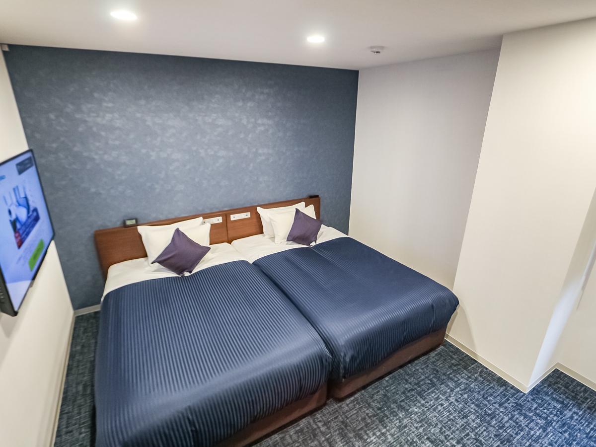 Semi Room, 2 Semi Double Beds