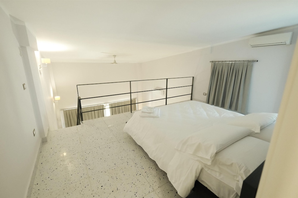 غرفة عائلية بسرير كينج وثلاثة أسرّة، Best Western Grand Hotel Catanzaro 4/5