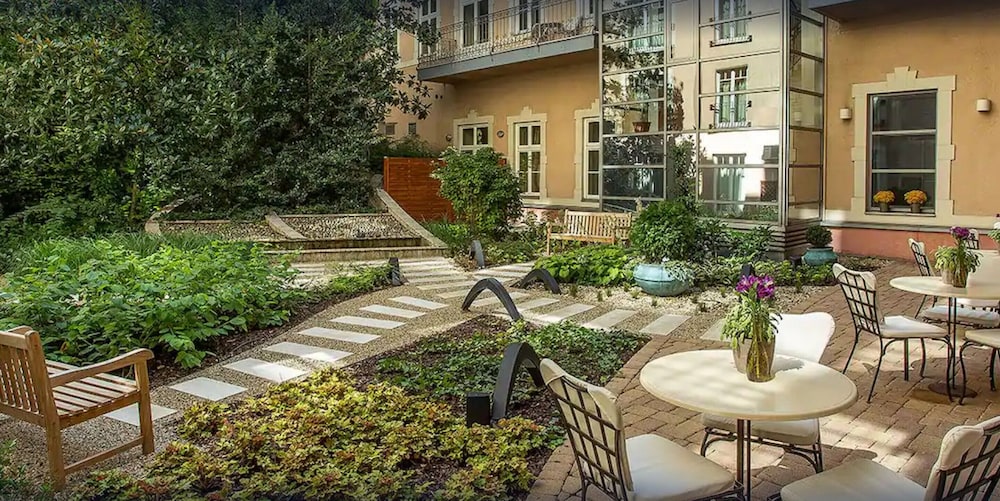Mamaison Residence Izabella Budapest 46/49