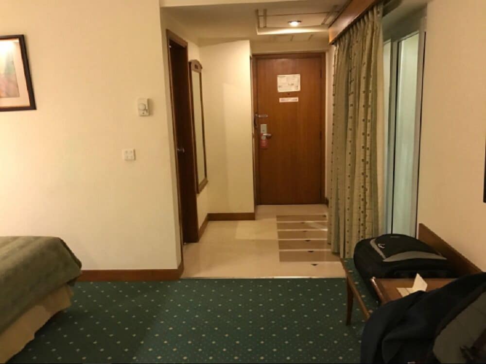 Embassy Inn 33/50