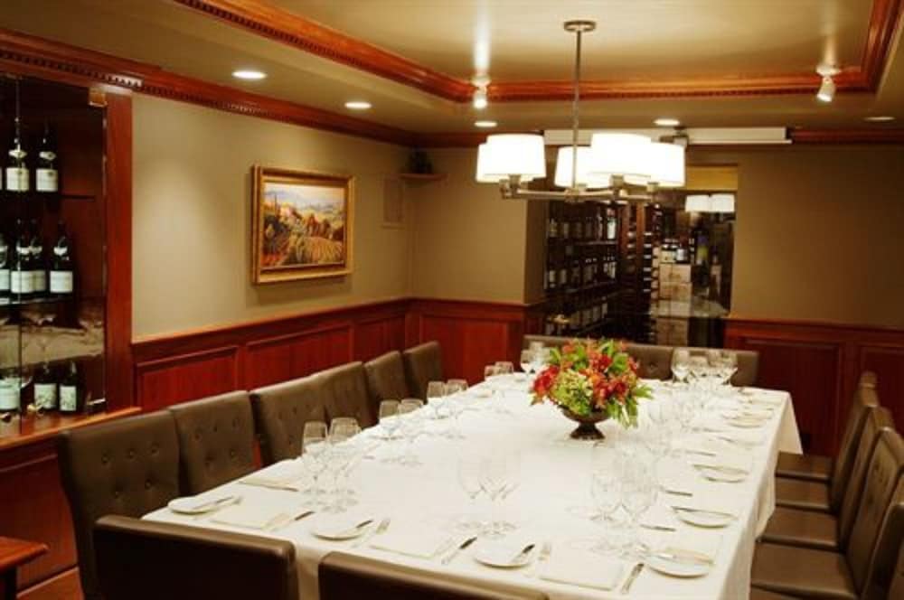 Crabtree Apos S Kittle House Restaurant Inn 43/52