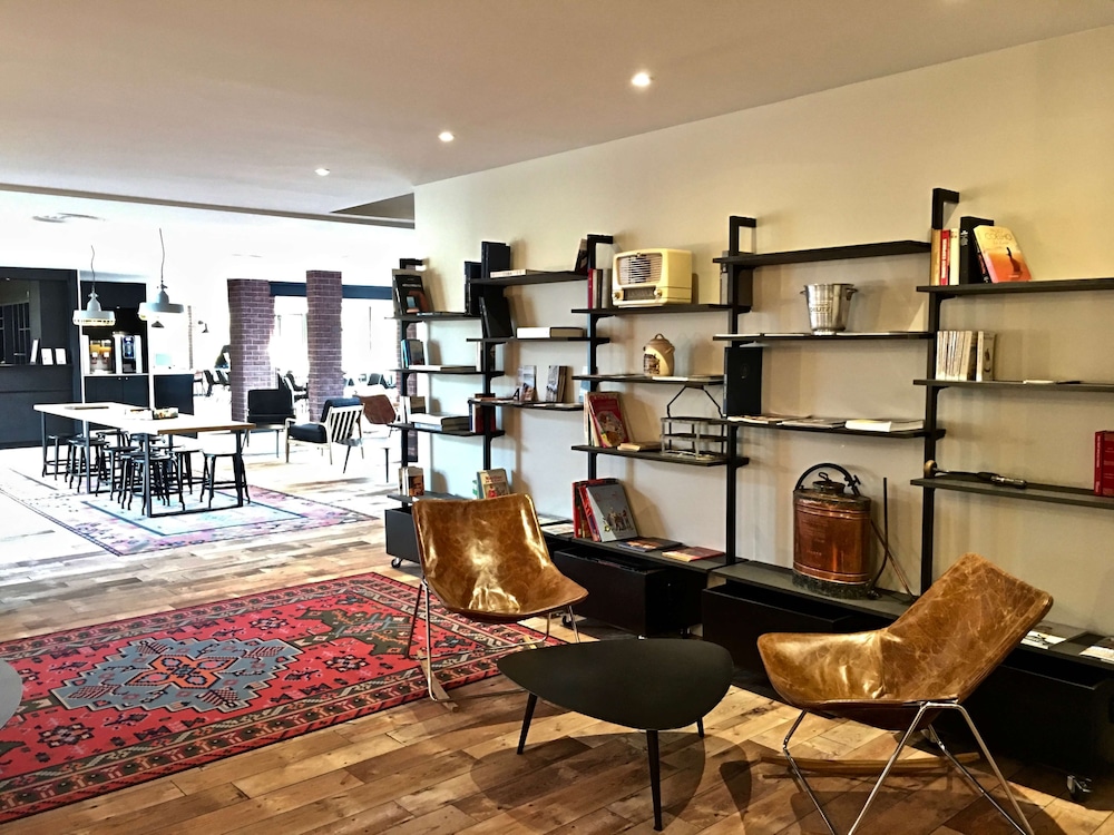 Golden Tulip Troyes 28/50