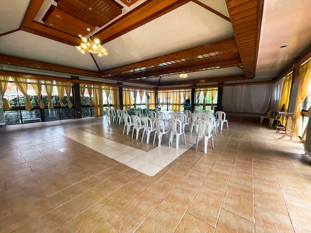 La Virginia Leisure Park and Amusement Resort by Cocotel Powered by fave 10/50