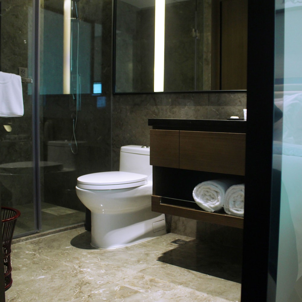 Wanyue Grand Skylight Hotel Shenzhen 48/50