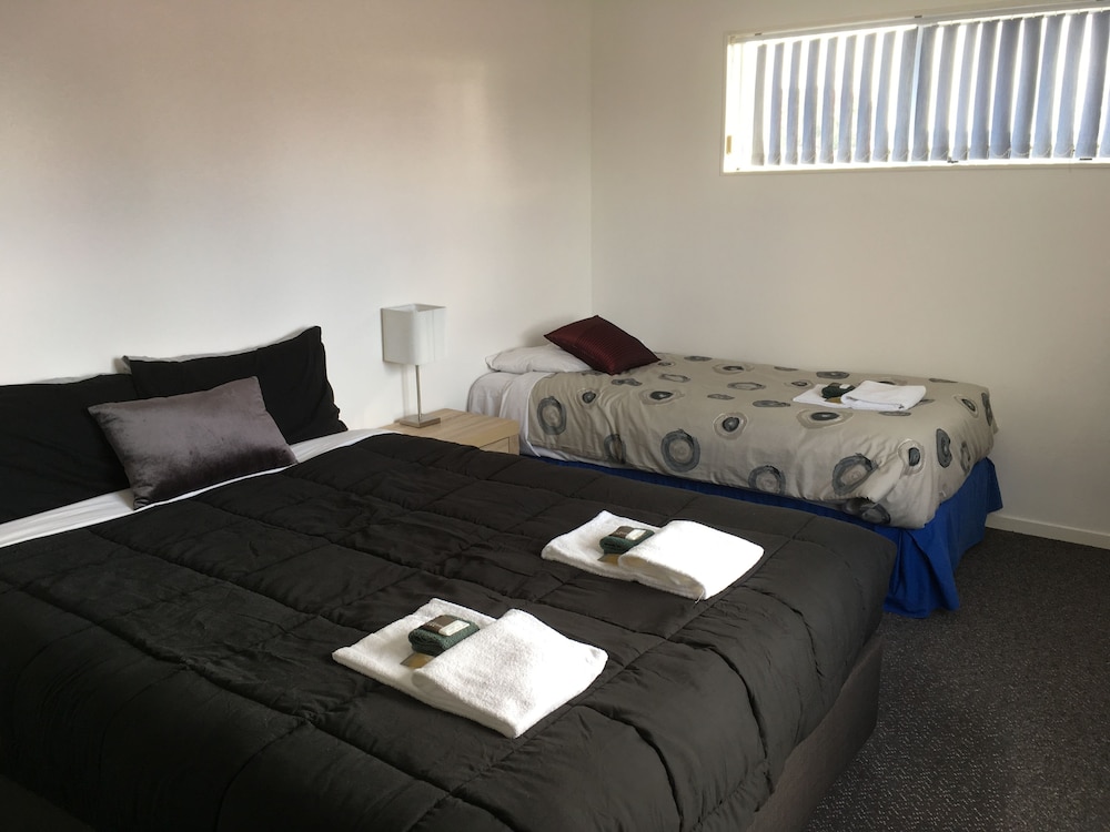 Pure Motel & Guest House 42/75