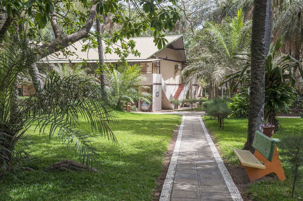 Senegambia Beach Hotel 71/73