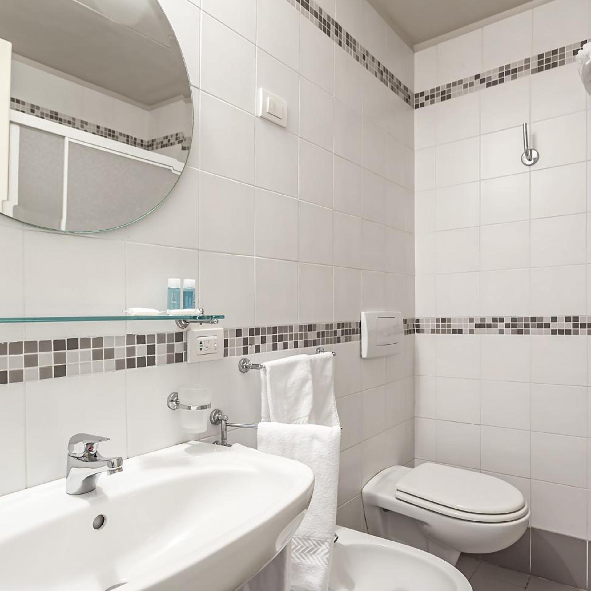 Comfort, Single, Grand Hotel Bonanno 2/5