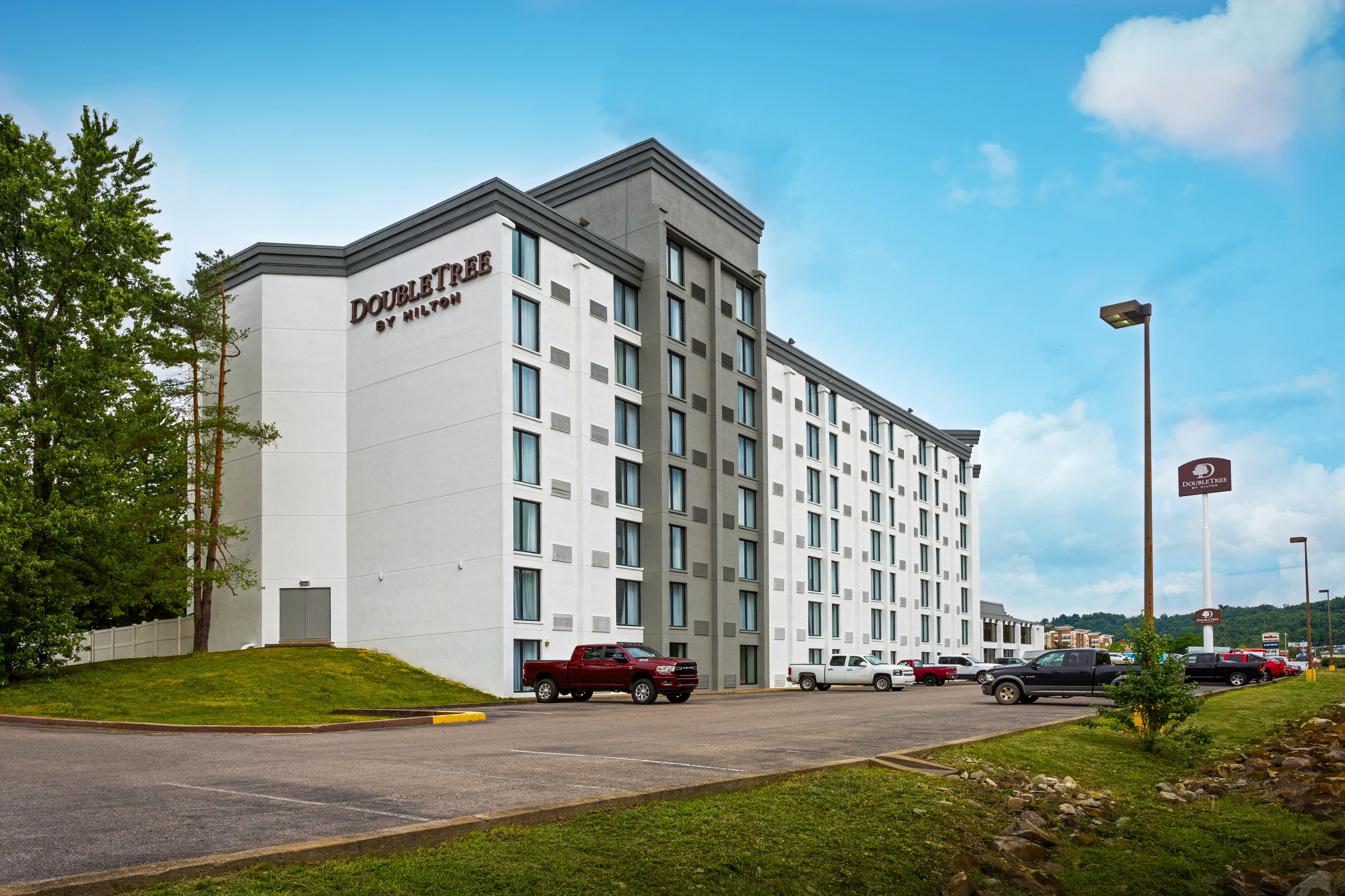DoubleTree by Hilton Washington Meadow Lands Casino Area 5/49