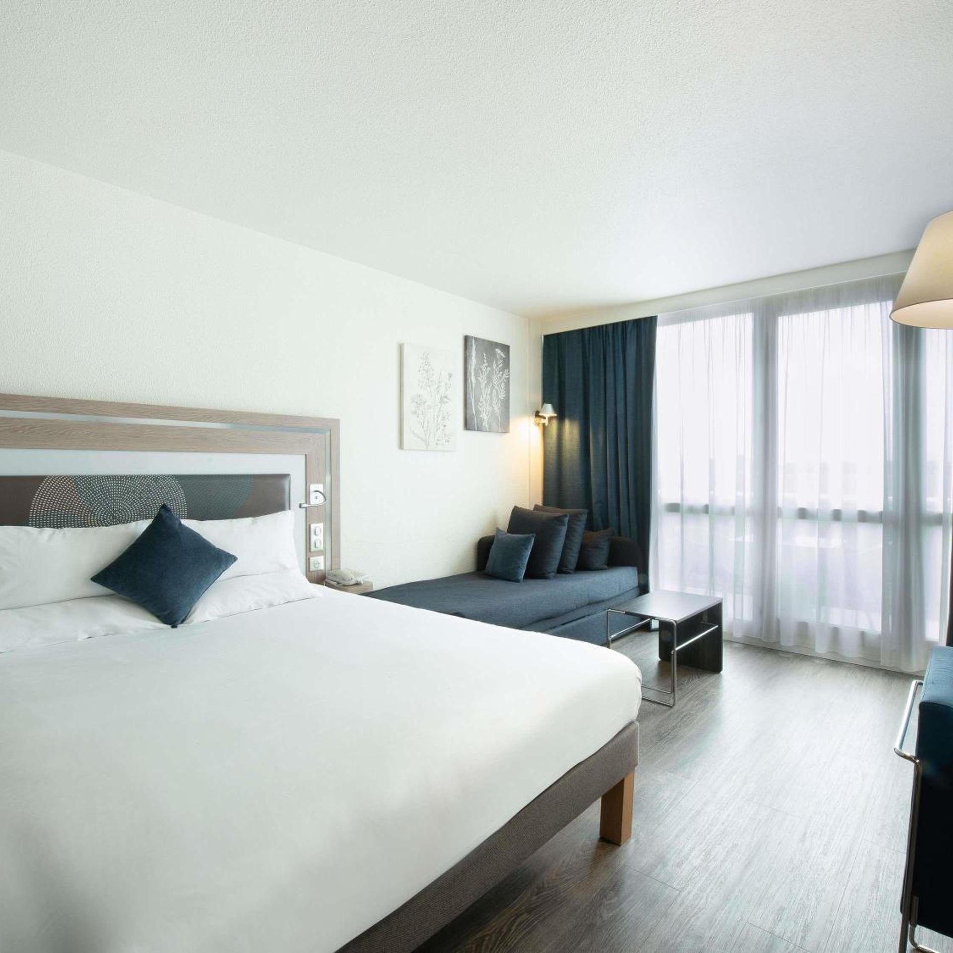 Superior, Double Bed, Golf Course View, Sofa