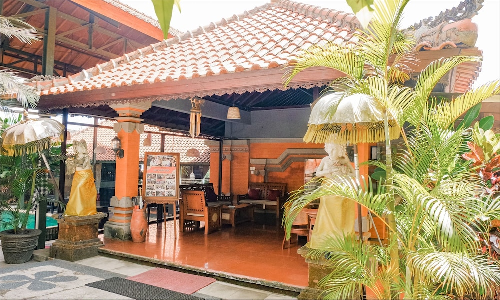 Ubud Hotel Villas Malang 64/76