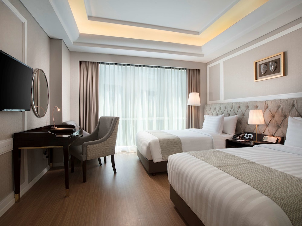 Wyndham Panbil Batam 48/105