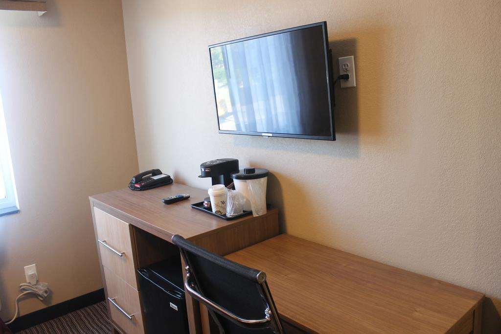 Days Inn By Wyndham Brooklyn Borough Park 5/5