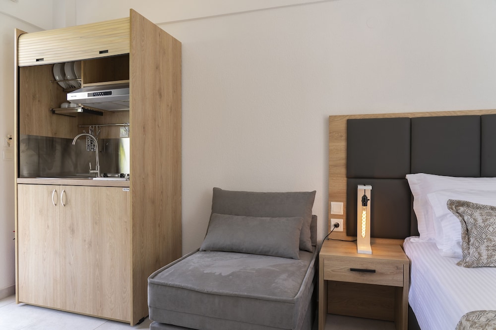 Avaton Luxury Resort and Spa 25/49