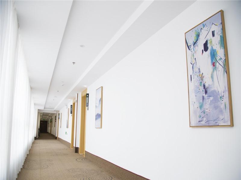 GreenTree Inn Yangzhou Shiqiao Town Jianyang Mansion Express Hotel 3/17