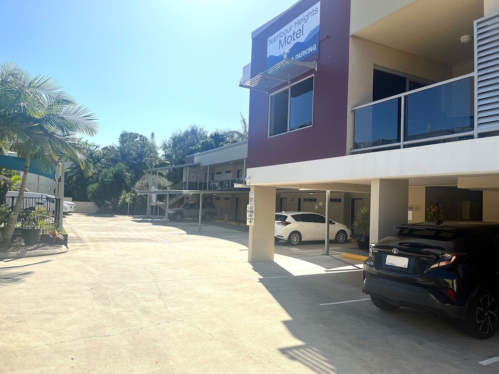 NAMBOUR HEIGHTS MOTEL 1/19
