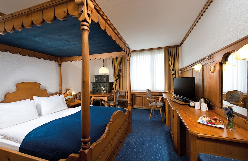 Leonardo Hotel Munich Arabellapark Ex Holiday Inn Munich Effnerstrasse 24/65