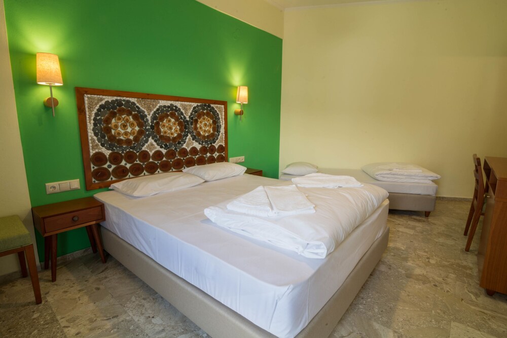 Aris Hotel Paleochora 18/42