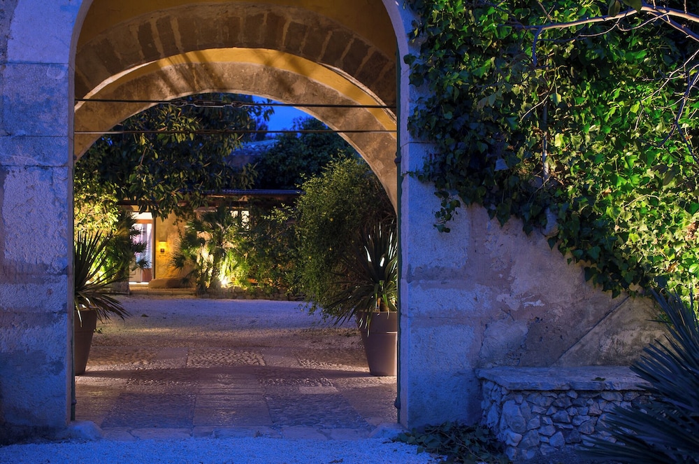 Baglio la Porta di San Gerardo 49/80